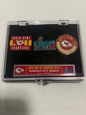 Kansas City Chiefs Super Bowl LVII Champions Limited Edition 3-Pin Collector Set